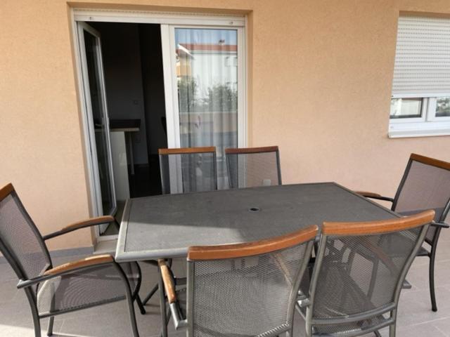 Apartman Visic 1692 Kaštela Extérieur photo